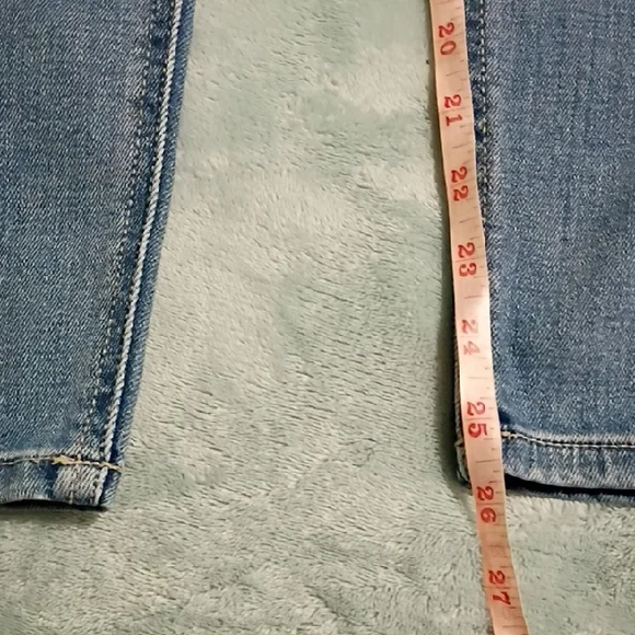 Pinkblush Light Blue Distressed Skinny Jeans Maternity Size 30 - Picture 5 of 10